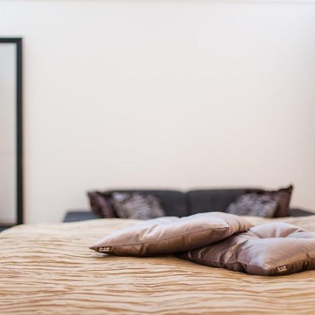 Luxurious two bedroom apartment A kwartier Center Groningen Buitenkant foto