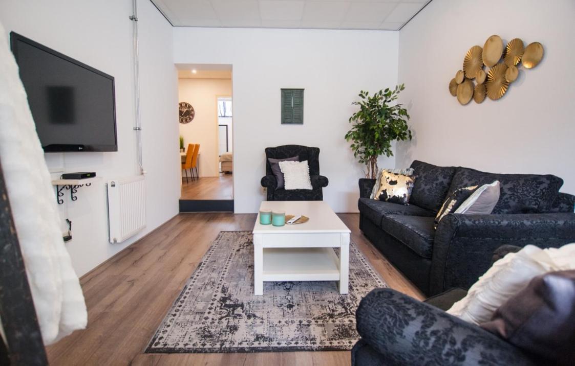 Luxurious two bedroom apartment A kwartier Center Groningen Buitenkant foto