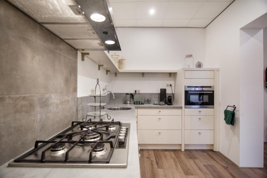 Luxurious two bedroom apartment A kwartier Center Groningen Buitenkant foto